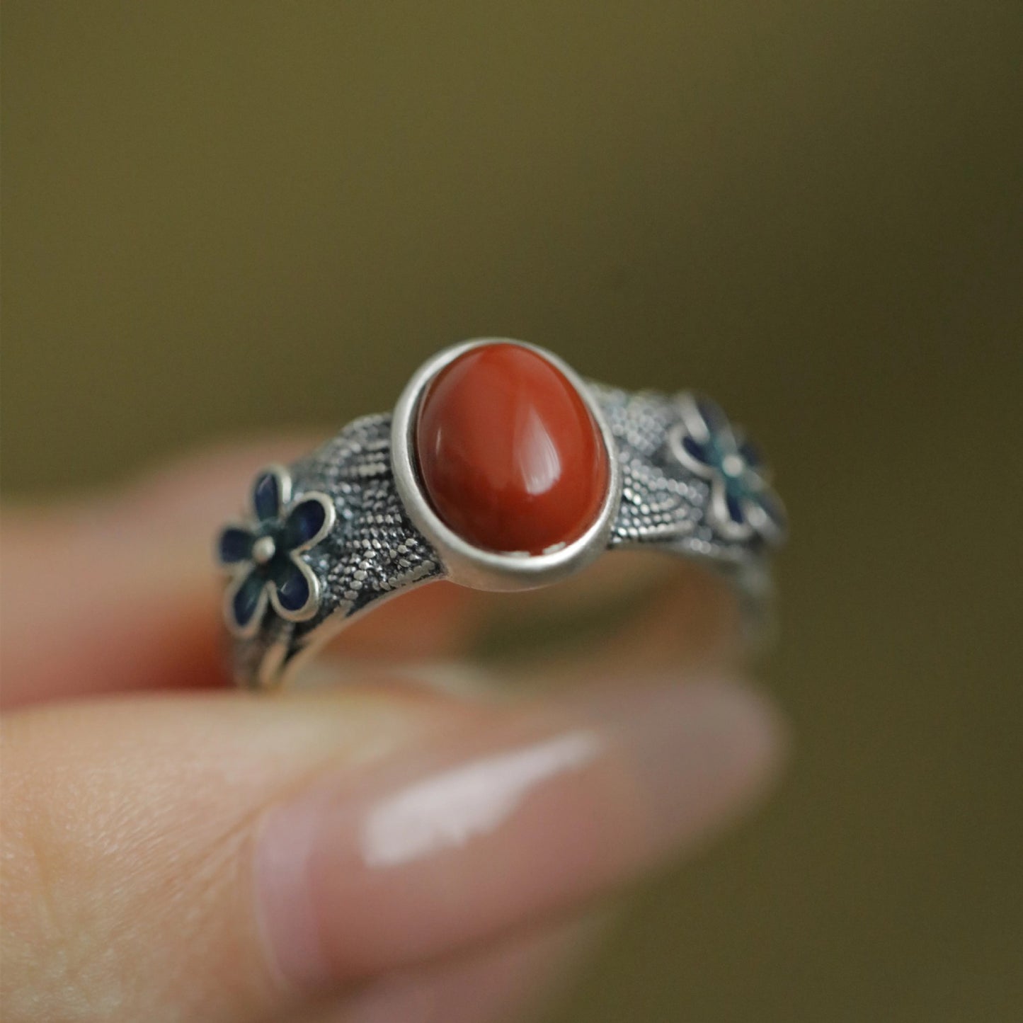 Auspicious ethnic rings, good luck gifts, gifts before exams, ethnic elements